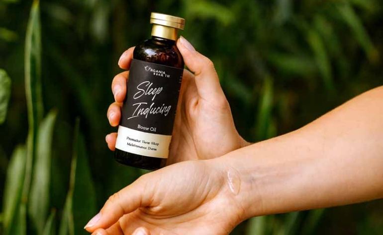 The Glow Secret — How to Use Body Oils in Your Skincare Routine