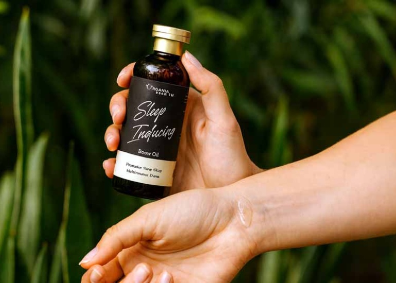 The Glow Secret — How to Use Body Oils in Your Skincare Routine